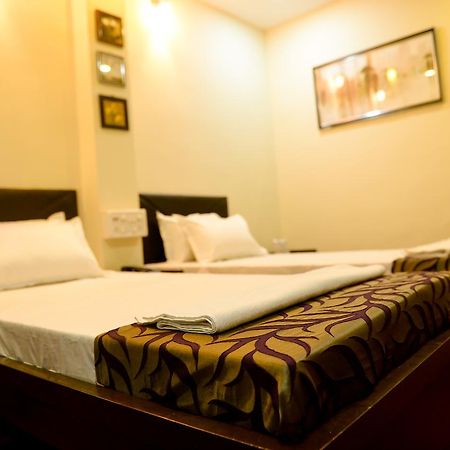 Hotel Mm 구와하티 외부 사진
