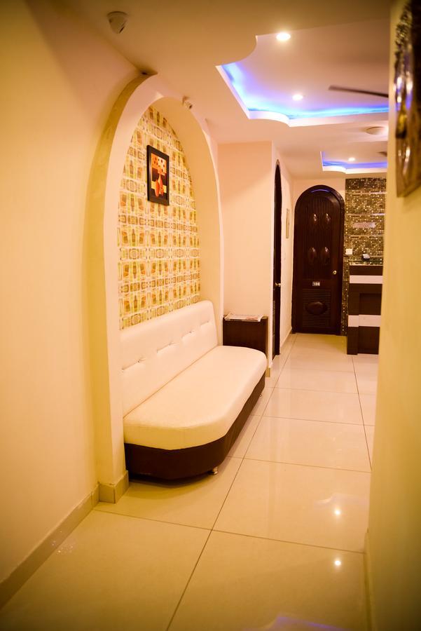 Hotel Mm 구와하티 외부 사진